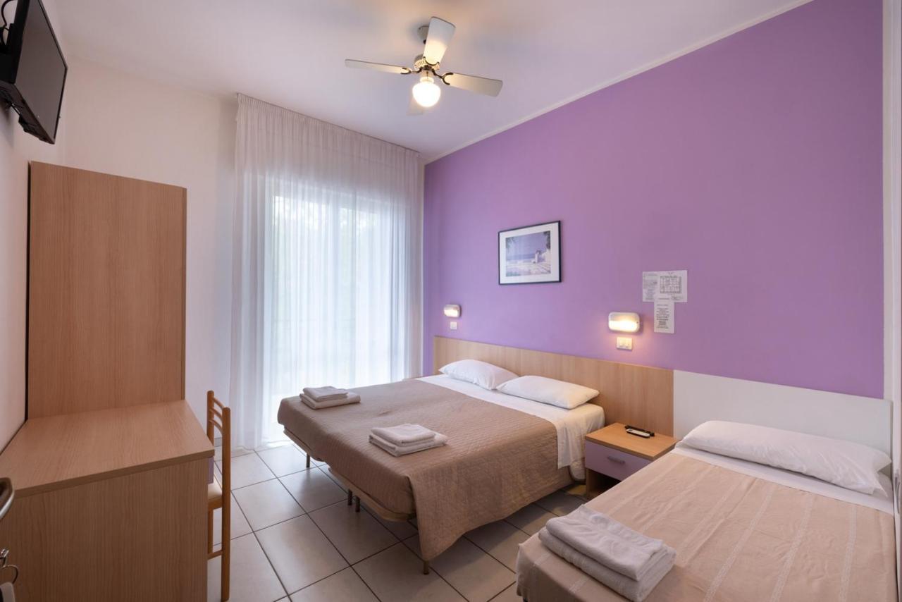 Hotel Giordo ริมินี ภายนอก รูปภาพ