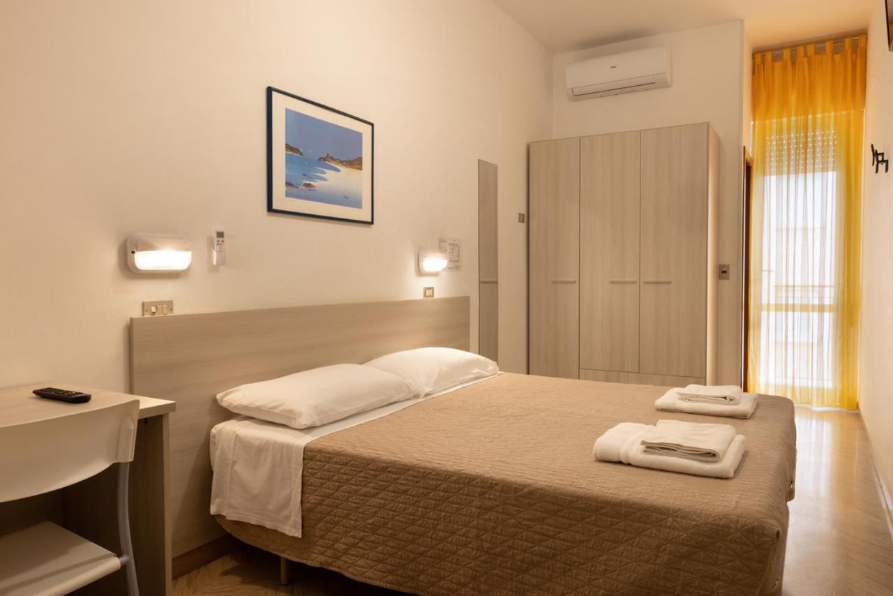 Hotel Giordo ริมินี ภายนอก รูปภาพ