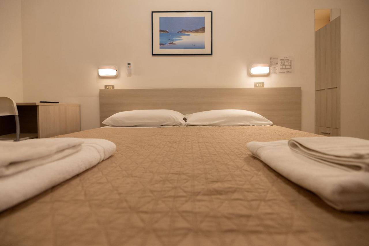Hotel Giordo ริมินี ภายนอก รูปภาพ