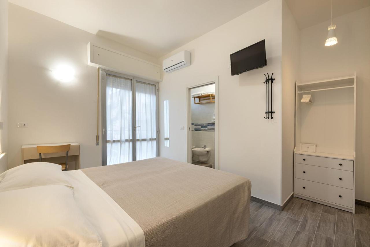 Hotel Giordo ริมินี ภายนอก รูปภาพ