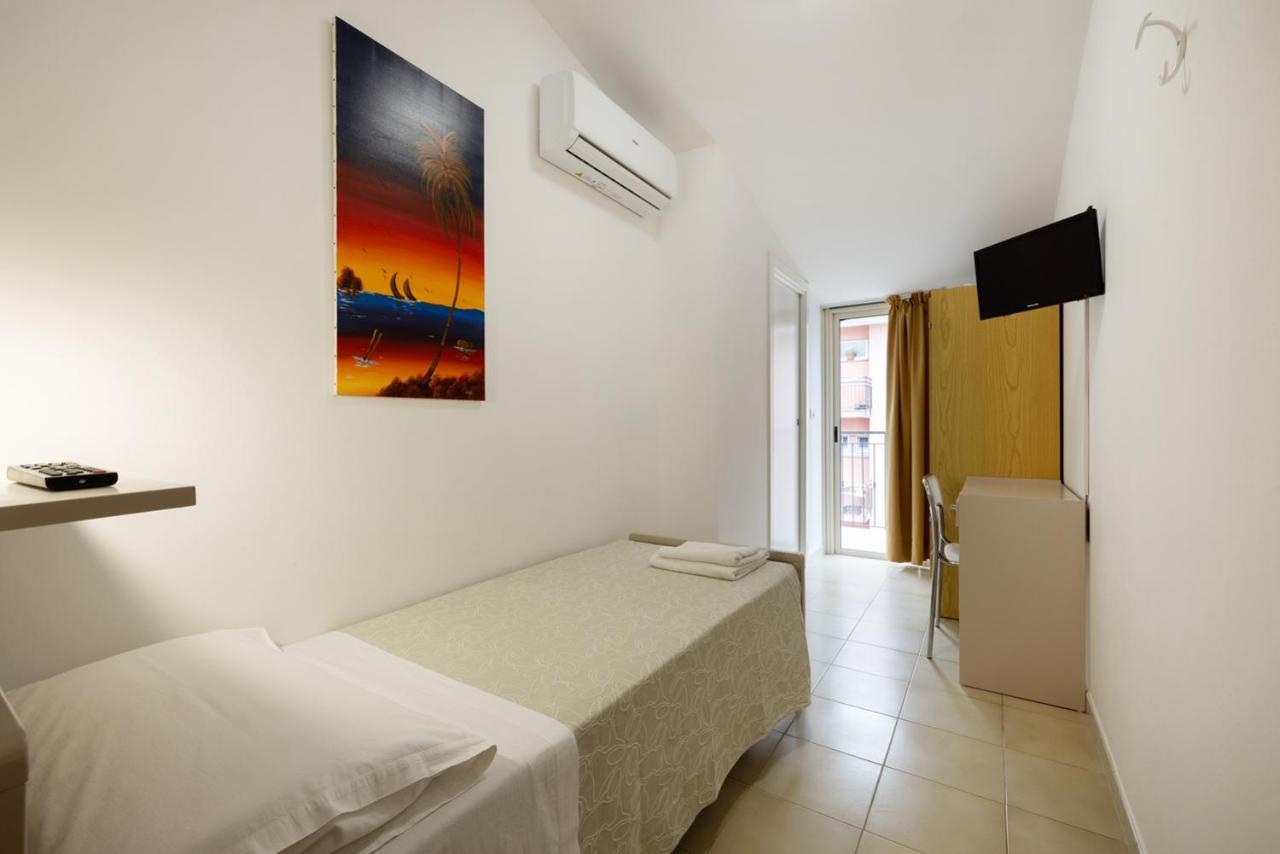 Hotel Giordo ริมินี ภายนอก รูปภาพ
