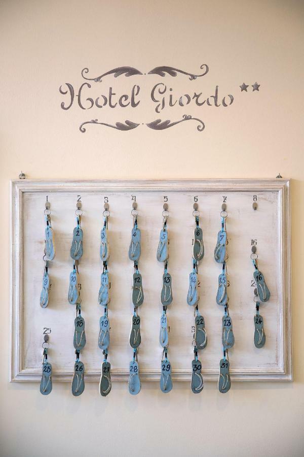 Hotel Giordo ริมินี ภายนอก รูปภาพ